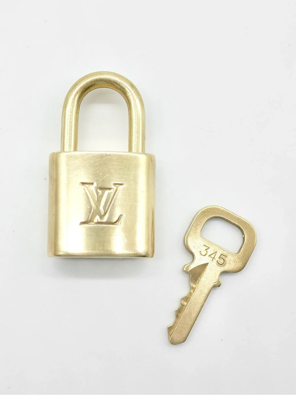 🍓LV Lock and Key #345